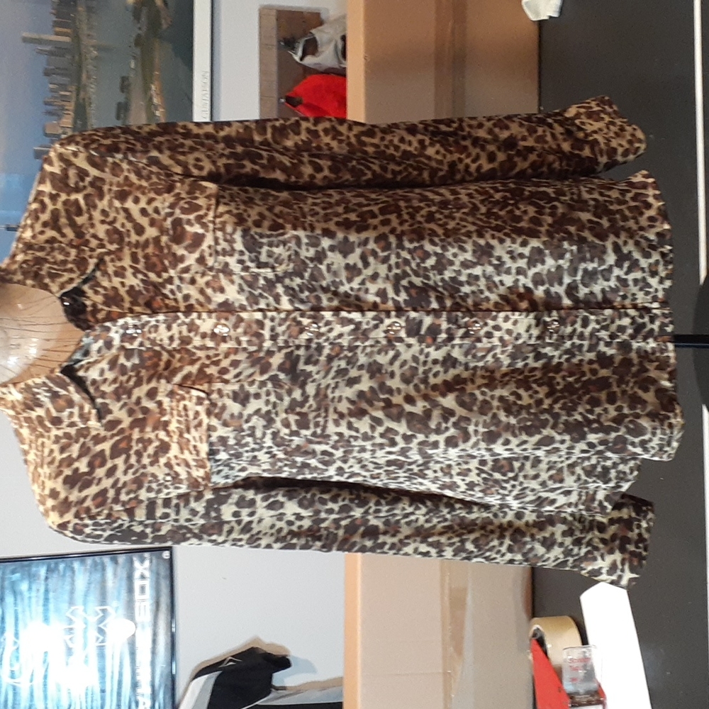 AK Annie Klein  Leopard Print Blouse/Top Size L